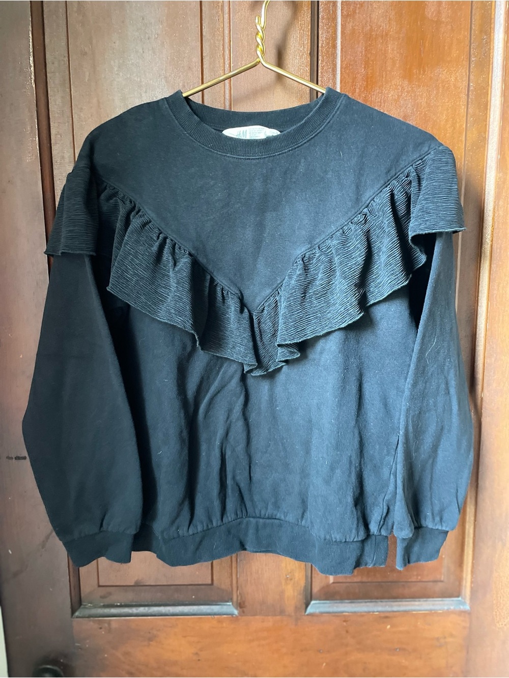 H&M girls size 12/14 black sweatshirt